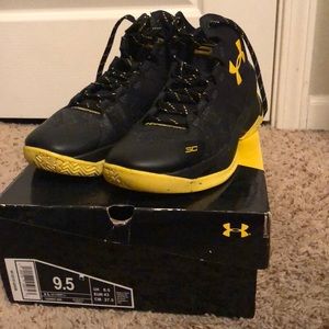 UA Curry 2 Dark Knight (Black and yellow)